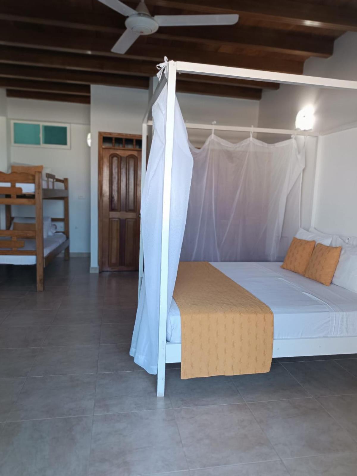 Hotel 3 Banderas Manzanillo Del Mar Cartagena Ngoại thất bức ảnh